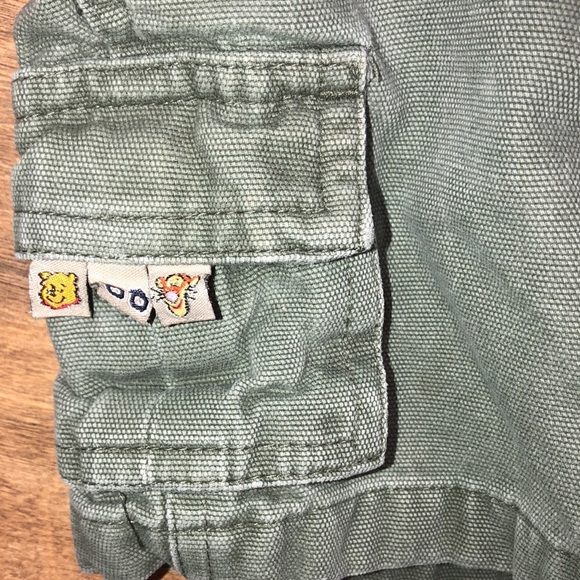 Disney Winnie the Pooh size 12 months cargo shorts - Picture 4 of 7